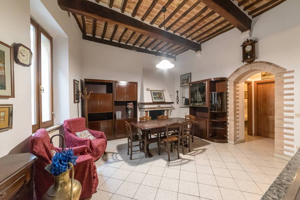 appartamento in vendita a Montalcino