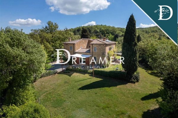 casa indipendente in vendita a Montalcino