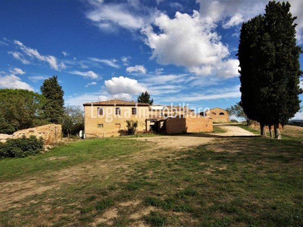 casa indipendente in vendita a Montalcino in zona Montisi