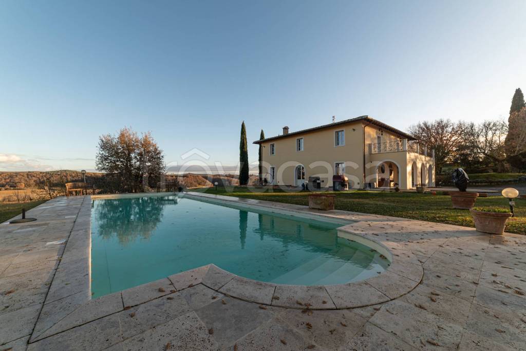 casa indipendente in vendita a Montalcino