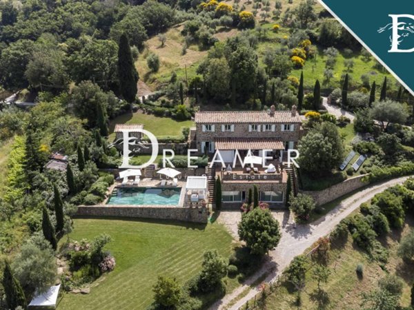 casa indipendente in vendita a Montalcino