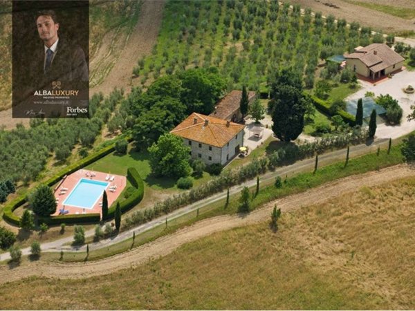 casa indipendente in vendita a Montalcino