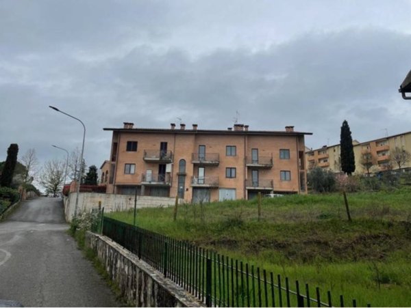 appartamento in vendita a Montalcino in zona Torrenieri