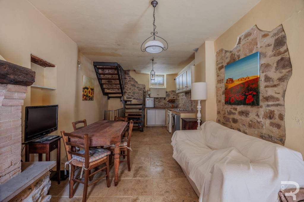 casa indipendente in vendita a Montalcino