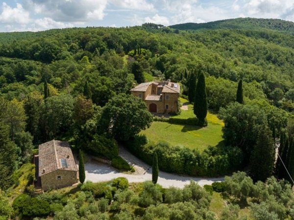 casa indipendente in vendita a Montalcino