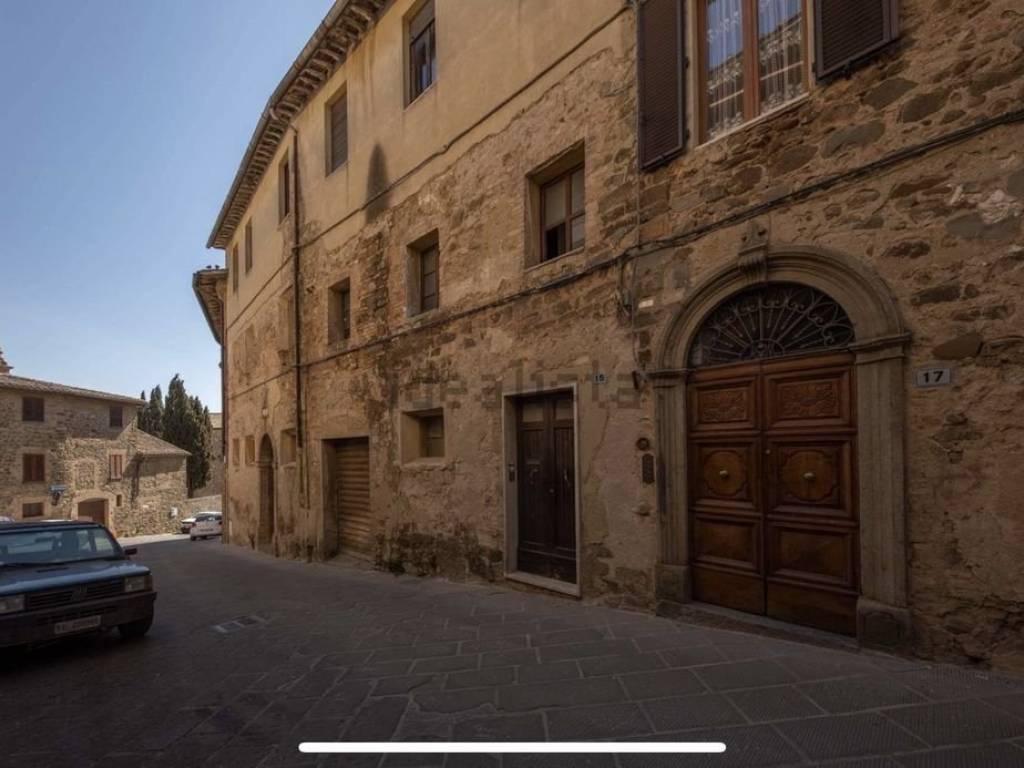 casa indipendente in vendita a Montalcino