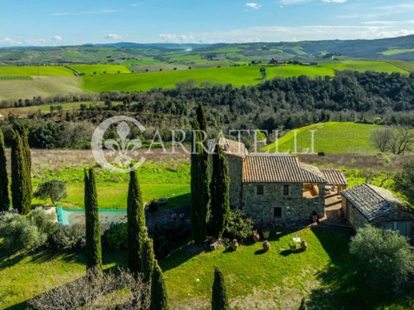 casa indipendente in vendita a Montalcino