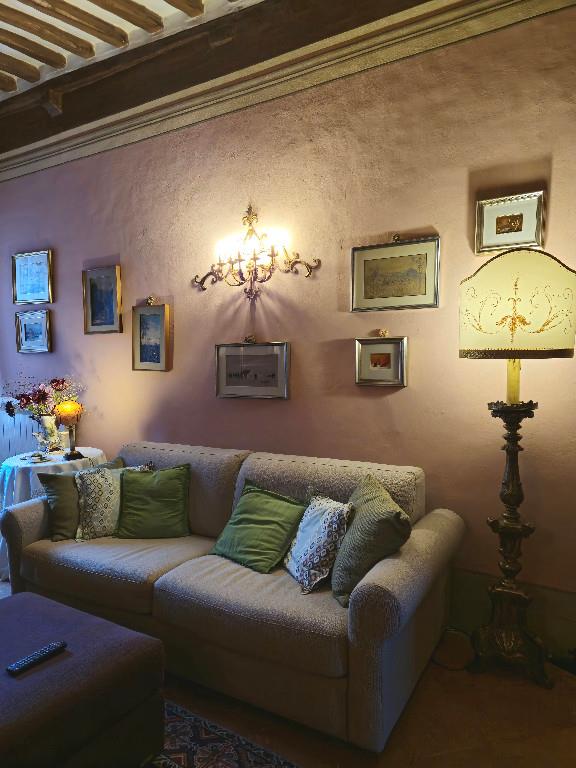 appartamento in vendita a Montalcino