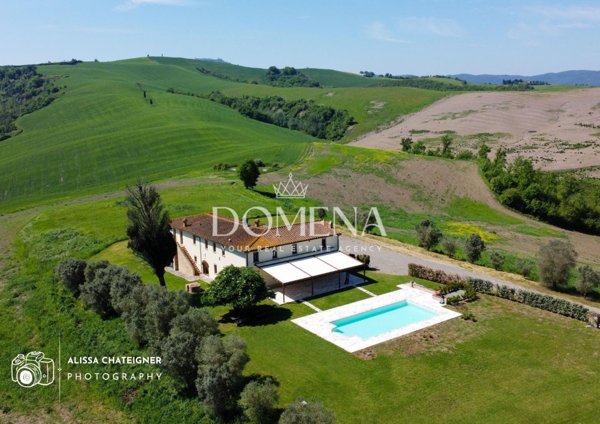 casa indipendente in vendita a Montalcino