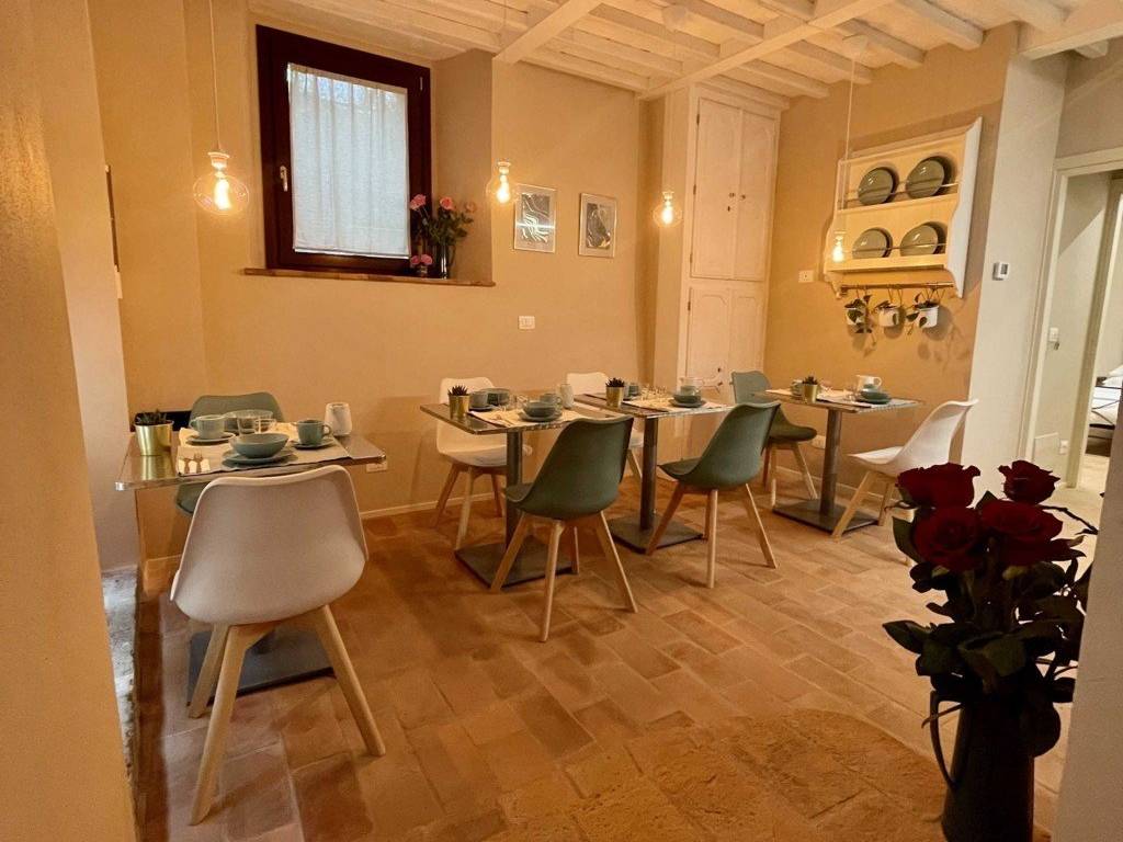 casa indipendente in vendita a Montalcino