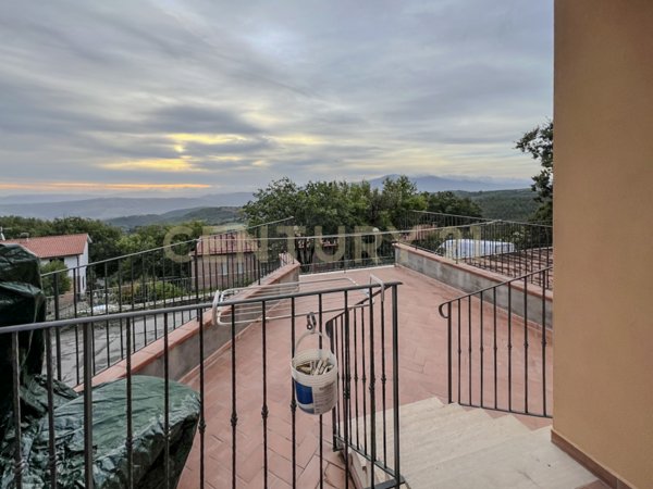 casa indipendente in vendita a Montalcino