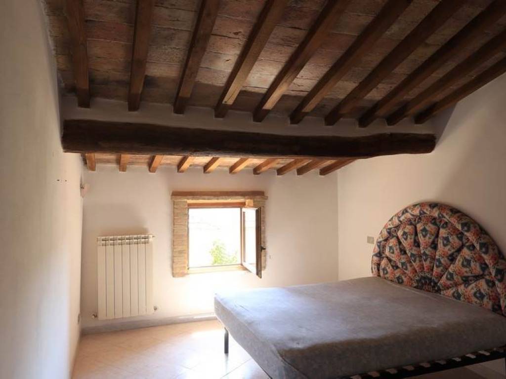 appartamento in vendita a Montalcino in zona Torrenieri