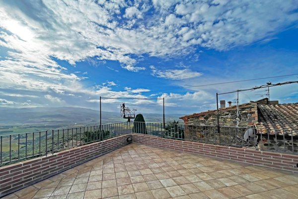 appartamento in vendita a Montalcino in zona Sant'Angelo in Colle