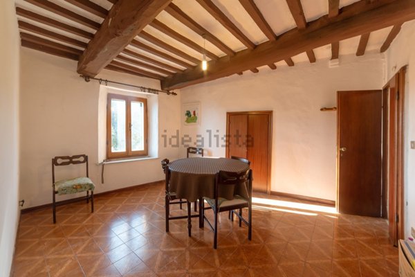 appartamento in vendita a Montalcino in zona Castelnuovo dell'Abate