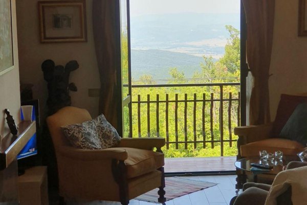 casa indipendente in vendita a Montalcino