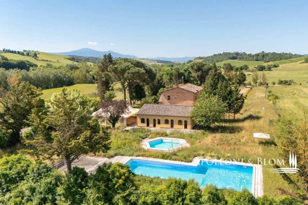 casa indipendente in vendita a Montalcino in zona San Giovanni d'Asso