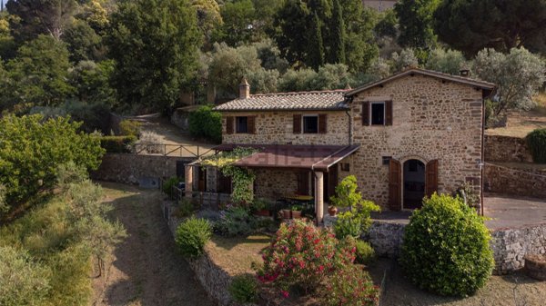 casa indipendente in vendita a Montalcino