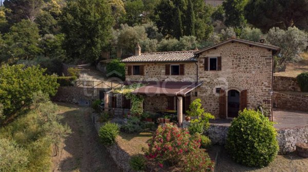 casa indipendente in vendita a Montalcino