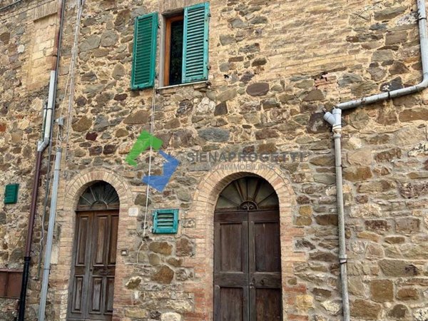 appartamento in vendita a Montalcino in zona Castelnuovo dell'Abate