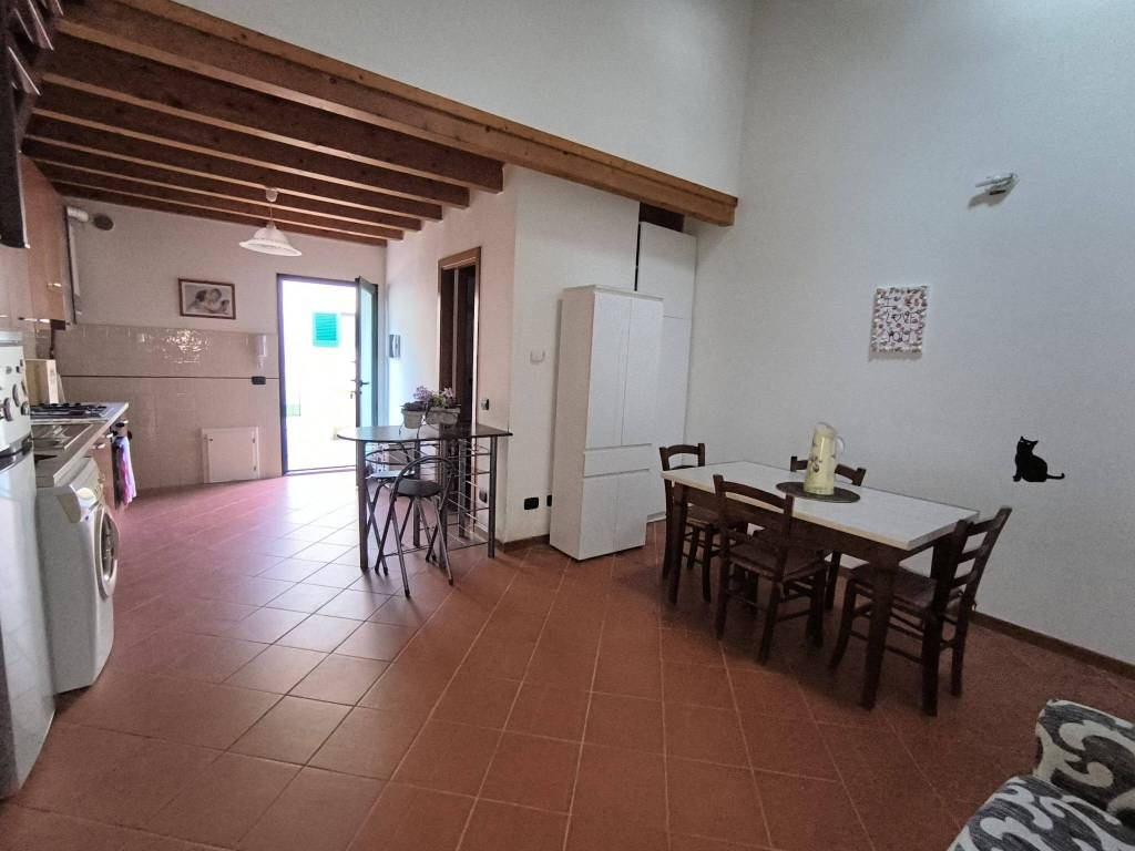 appartamento in vendita a Montalcino in zona Torrenieri