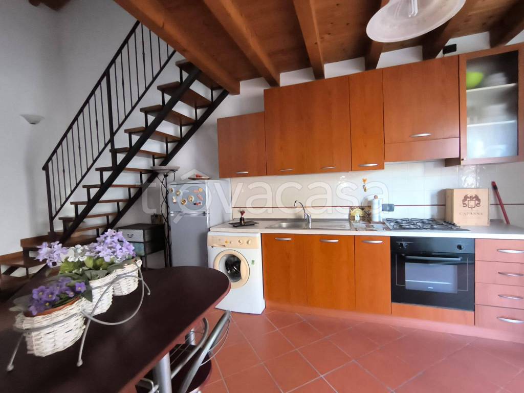 appartamento in vendita a Montalcino in zona Torrenieri