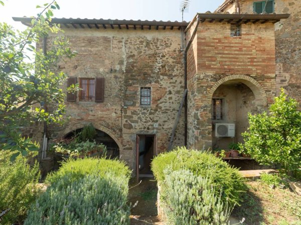 casa indipendente in vendita a Montalcino