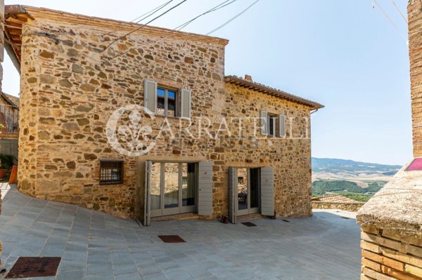 appartamento in vendita a Montalcino in zona Castelnuovo dell'Abate