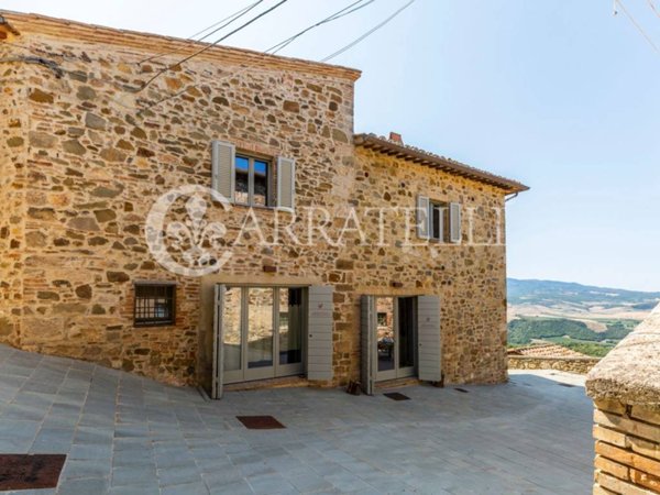 appartamento in vendita a Montalcino in zona Castelnuovo dell'Abate