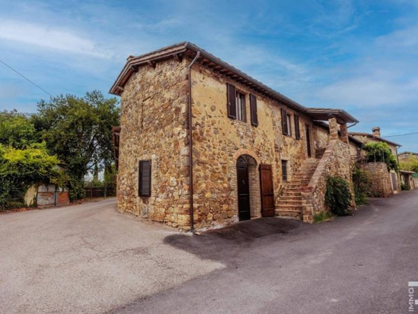 casa indipendente in vendita a Montalcino