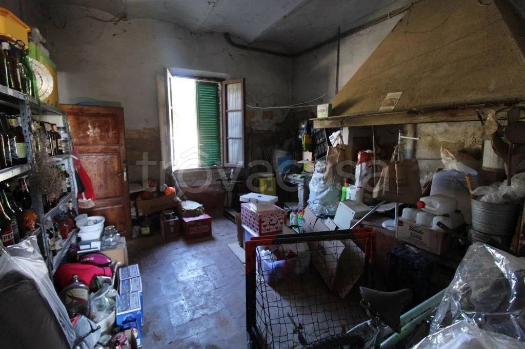 appartamento in vendita a Montalcino in zona Torrenieri