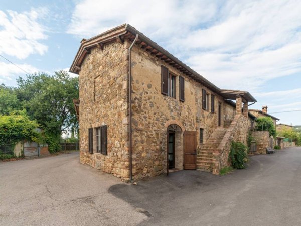 casa indipendente in vendita a Montalcino