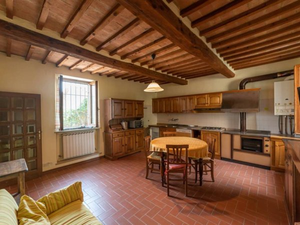 appartamento in vendita a Montalcino in zona Castelnuovo dell'Abate