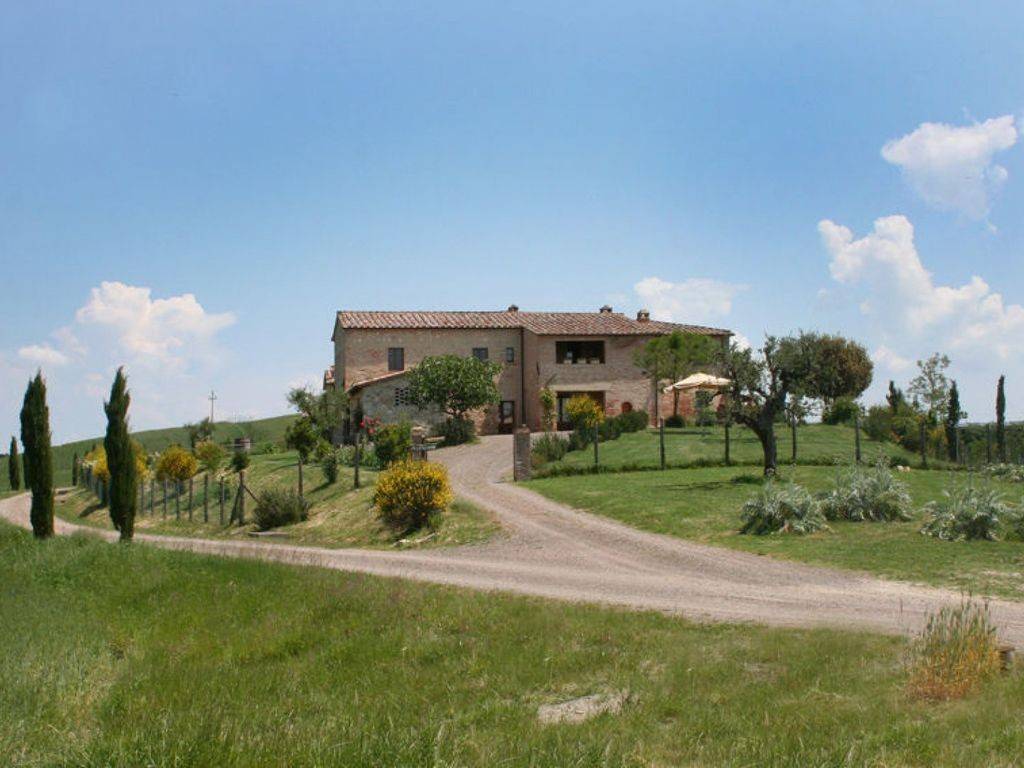 casa indipendente in vendita a Montalcino in zona San Giovanni d'Asso