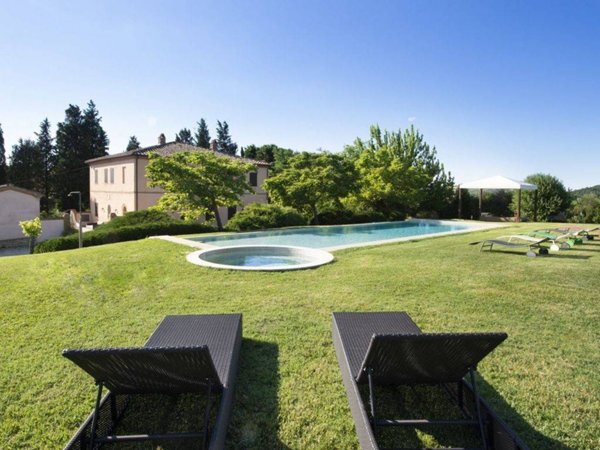 casa indipendente in vendita a Montalcino