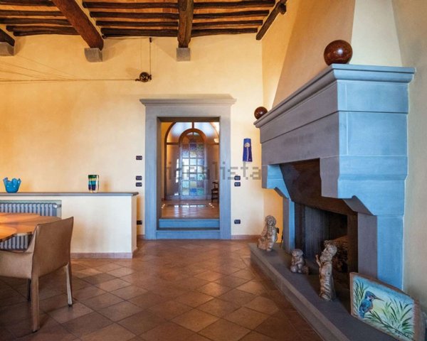 esavano in vendita a Montalcino