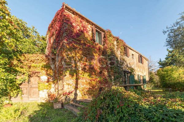 casale in vendita a Montalcino