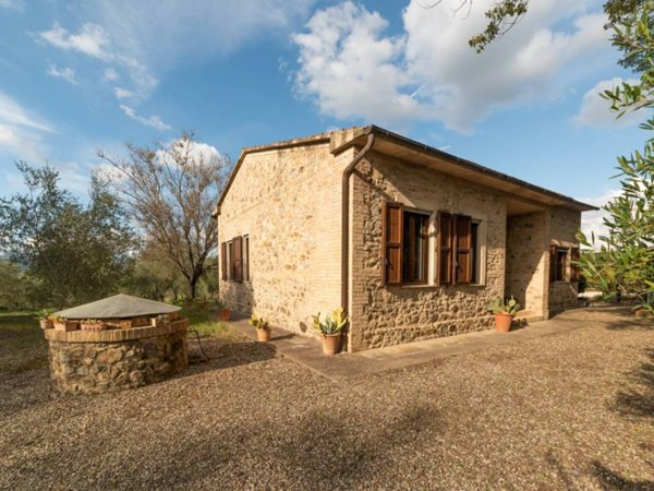 casa indipendente in vendita a Montalcino