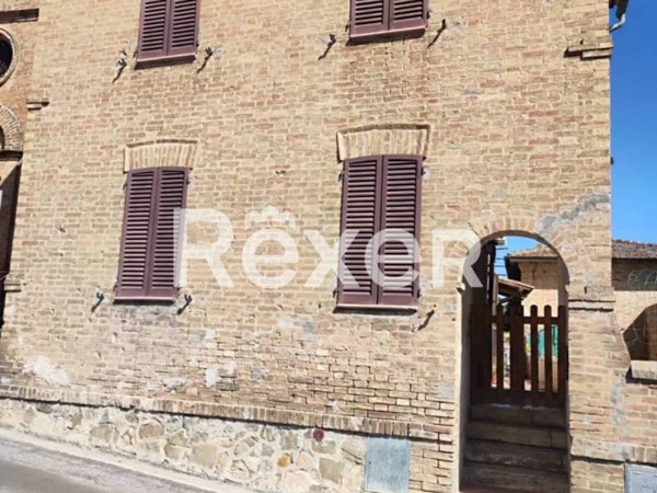 appartamento in vendita a Montalcino in zona Torrenieri