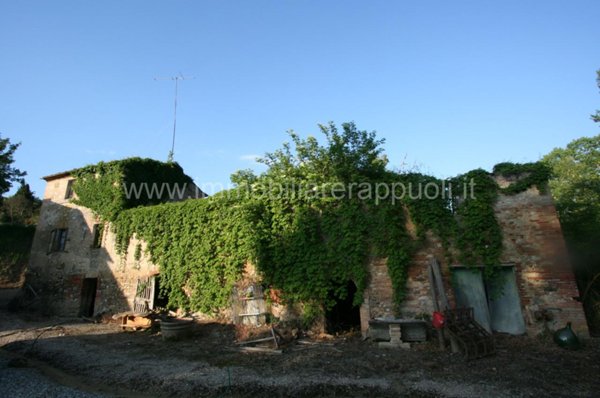casa indipendente in vendita a Montalcino in zona San Giovanni d'Asso