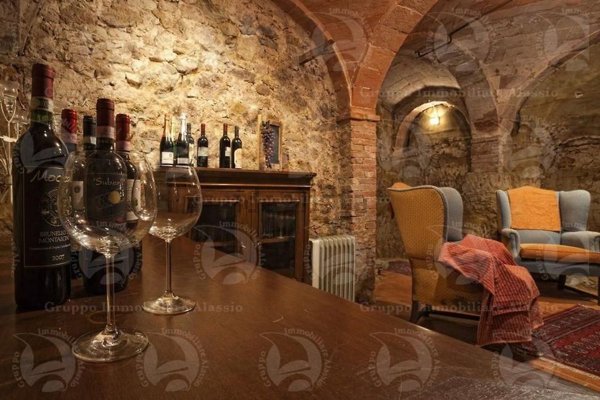 negozio in vendita a Montalcino