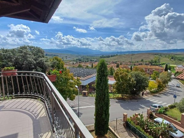 appartamento in vendita a Montalcino in zona Torrenieri