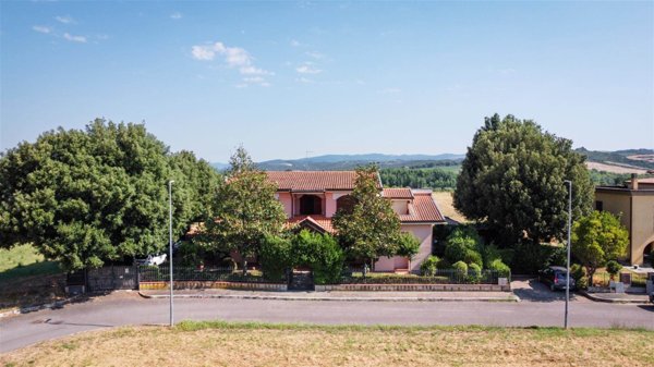 casa indipendente in vendita a Montalcino