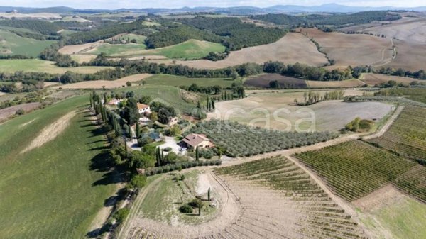 casa indipendente in vendita a Montalcino in zona San Giovanni d'Asso