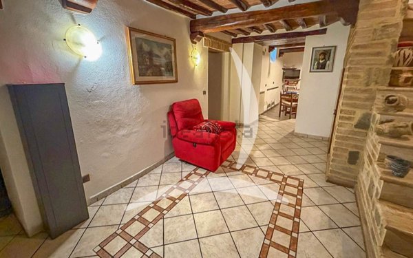 casa semindipendente in vendita a Montalcino