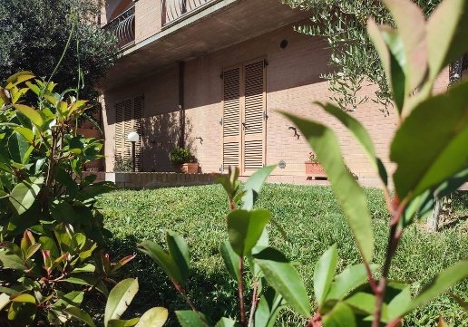 appartamento in vendita a Montalcino in zona Torrenieri