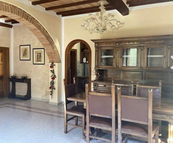 casa indipendente in vendita a Montalcino in zona Torrenieri