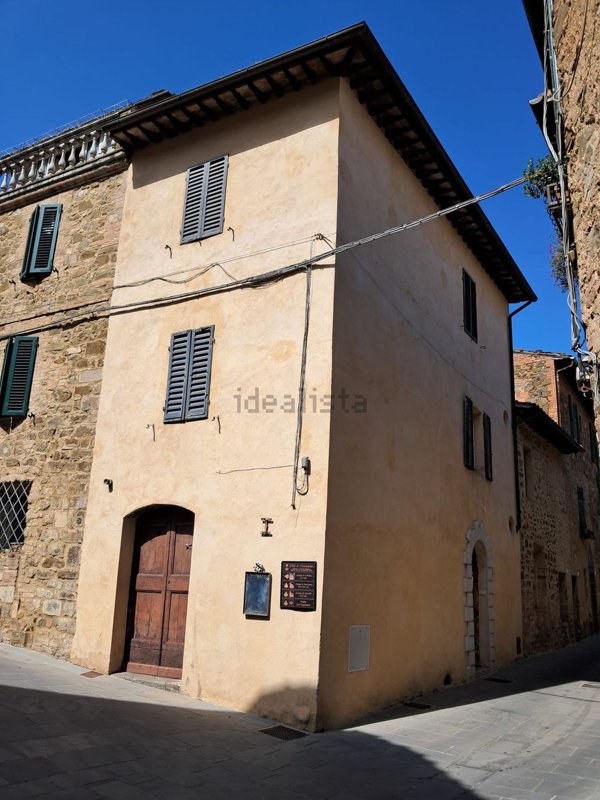 casa indipendente in vendita a Montalcino