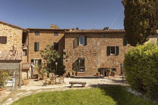 casa indipendente in vendita a Montalcino in zona Montisi