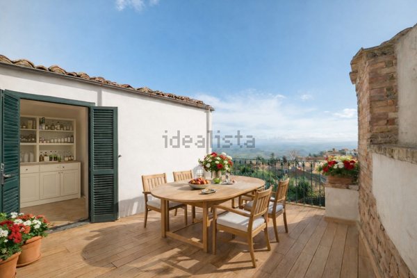 appartamento in vendita a Montalcino
