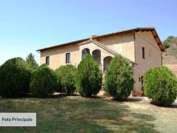 villa in vendita a Montalcino